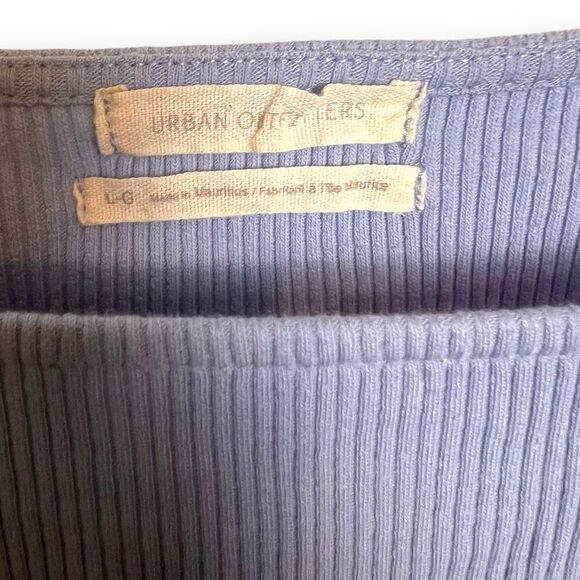 UO Urban Outfitters Square Neck Ribbed Ling Sleeve Crop Top L - Picture 3 of 9